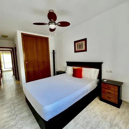 Plaza America By United Renters Apartment
